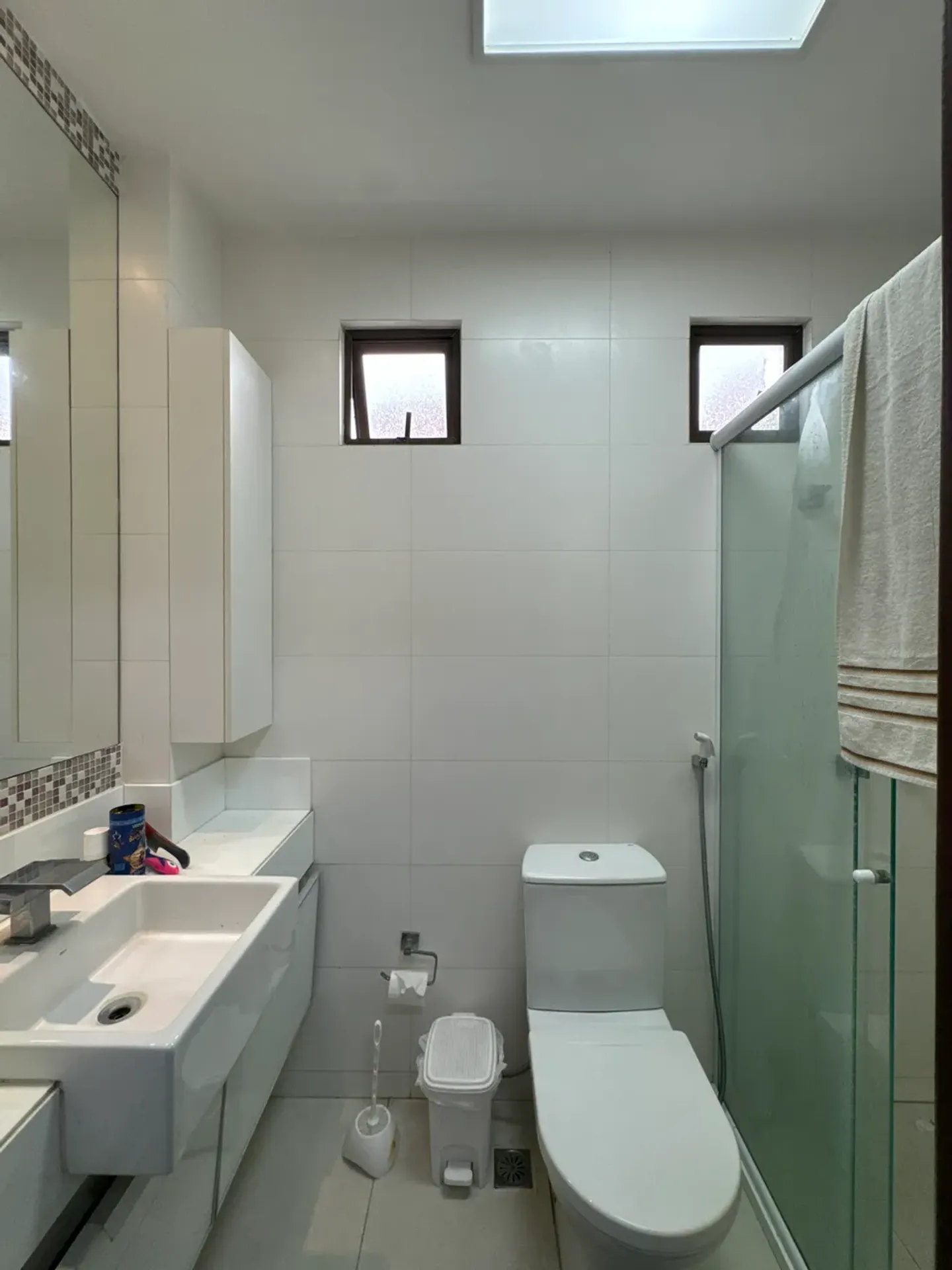 5-bedroom house with floor-to-ceiling windows in João Pessoa — photo 7