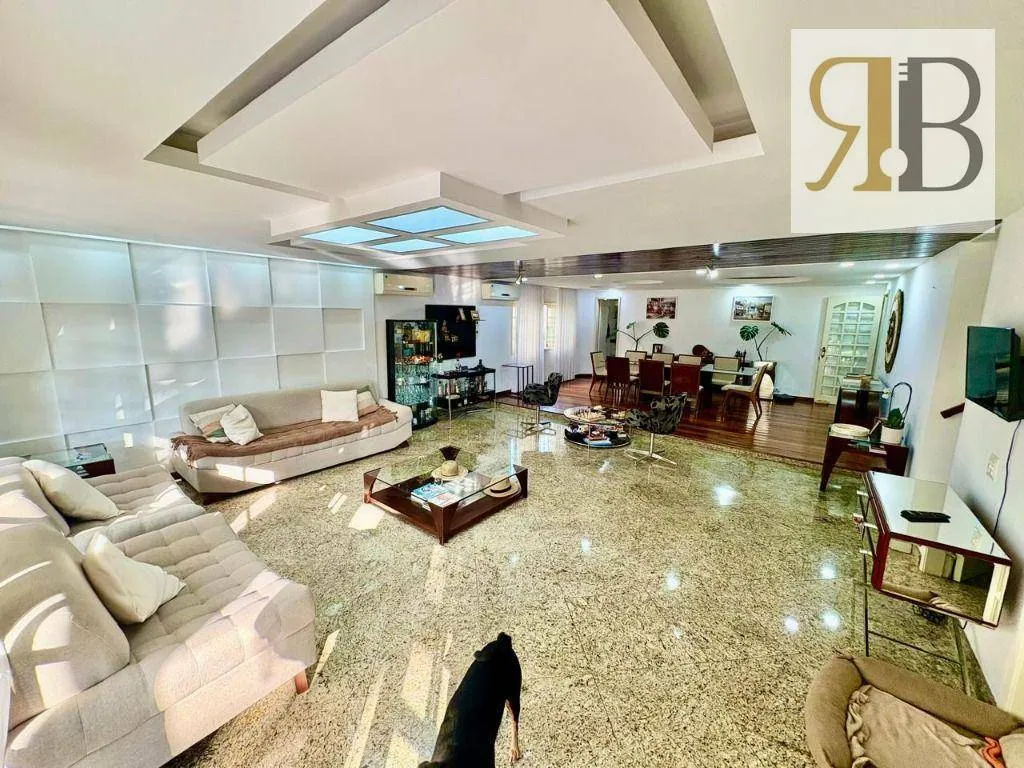 Furnished house with 5 bedrooms and 532 m² — photo 12