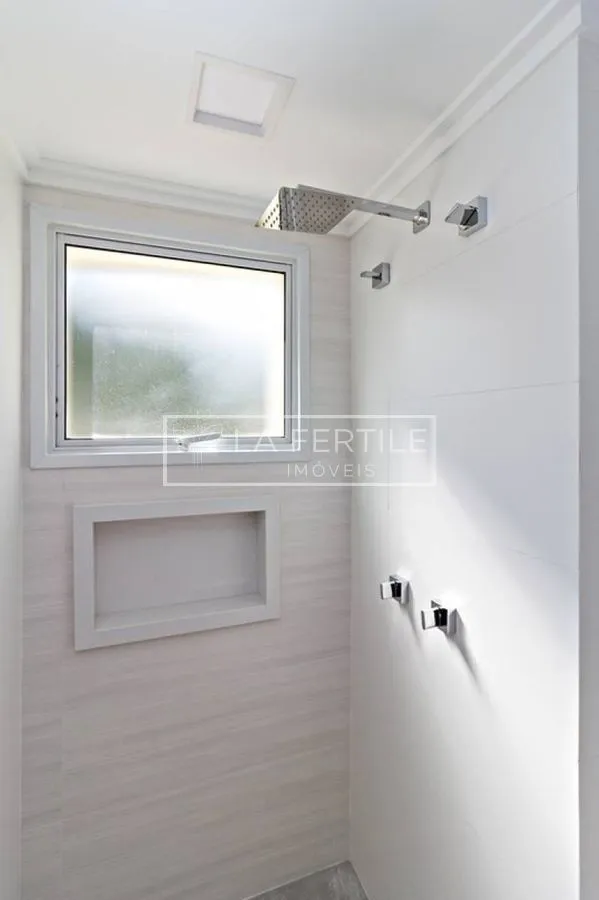 Apartamento de 3 dormitorios con 3 baños y 158,14 m² — photo 42
