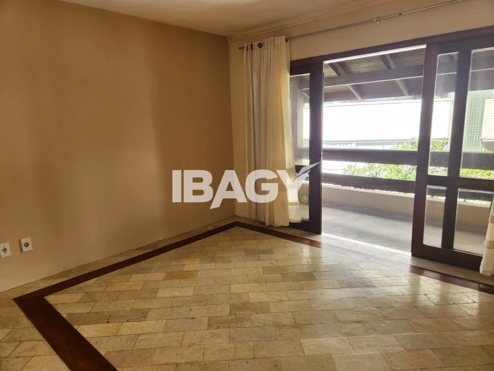 6-bedroom house with 600 m²; 3 suites and 5 bathrooms — photo 57