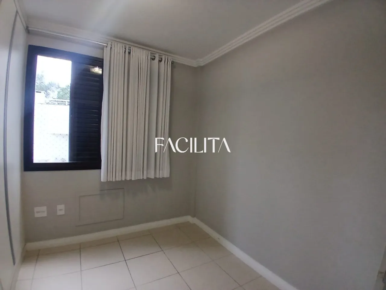 Apartamento de 3 dormitorios con baño en suite y balcón — photo 5