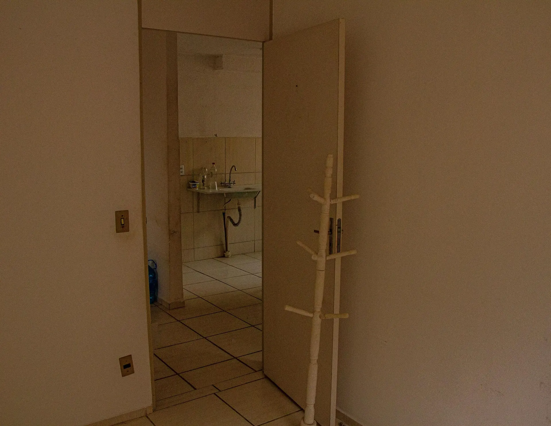 Unfurnished 2-bedroom apartment with pets allowed — photo 18
