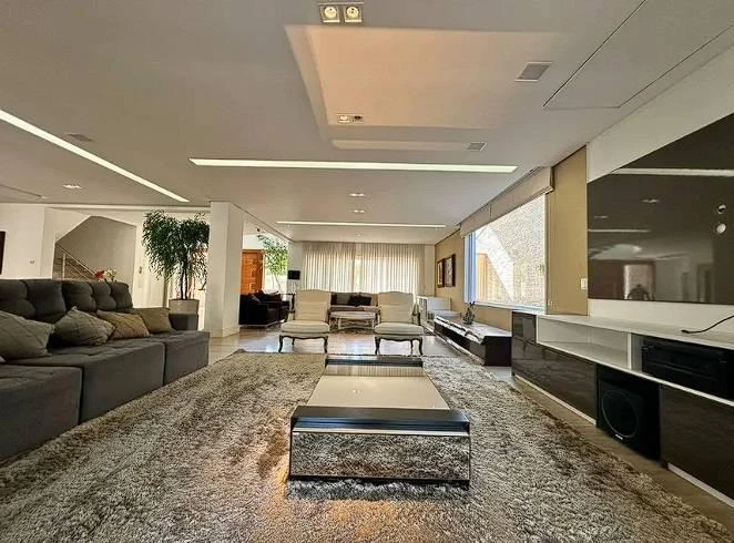 Casa mobiliada com 6 suítes e cozinha independente de 710 m² — photo 23