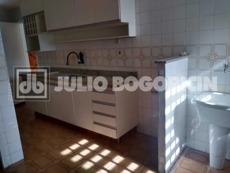 Apartamento de 2 quartos com vista para as montanhas — photo 25