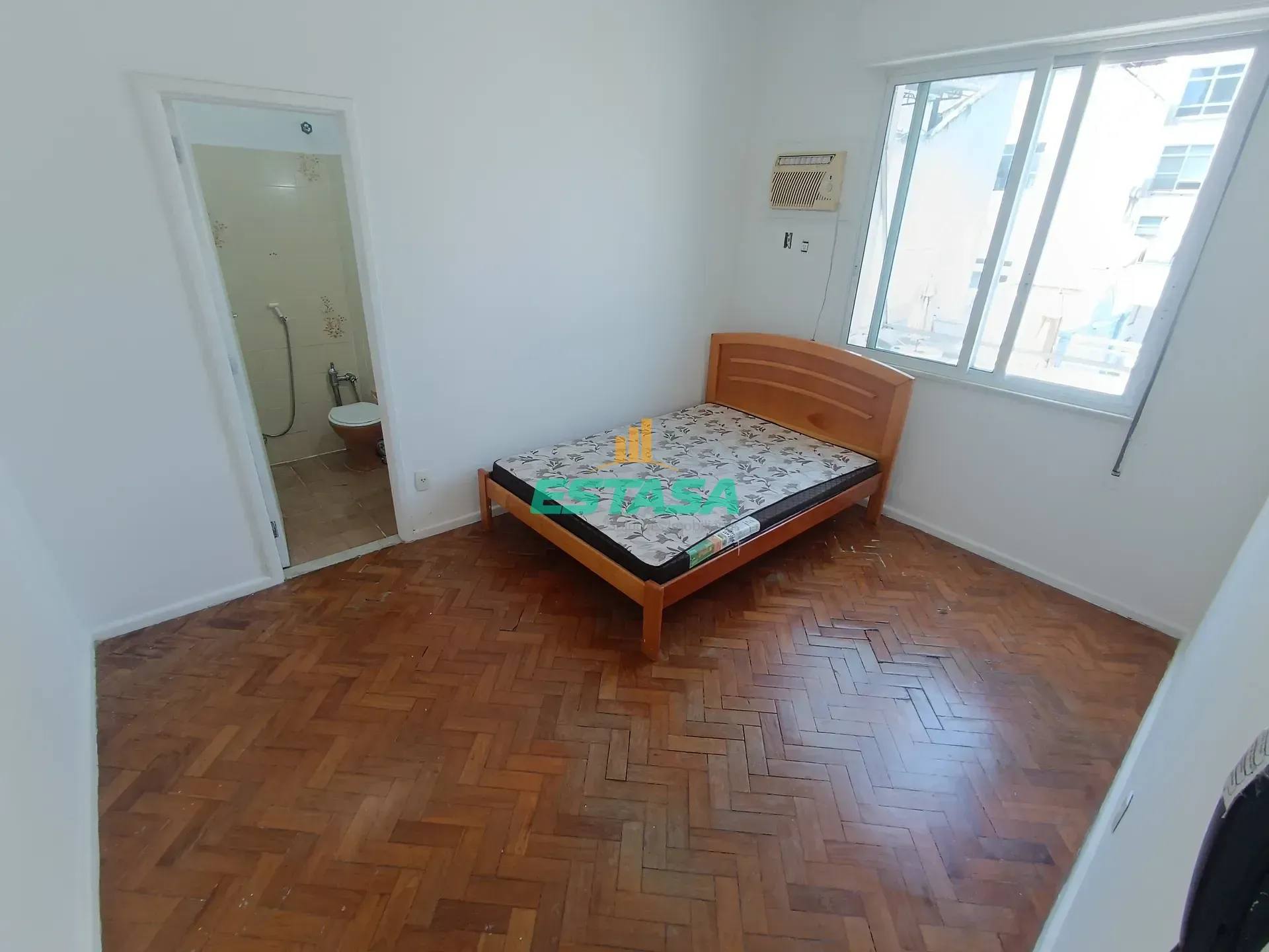 1 quarto e piso de madeira ou laminado: apartamento de 37 m² — photo 10