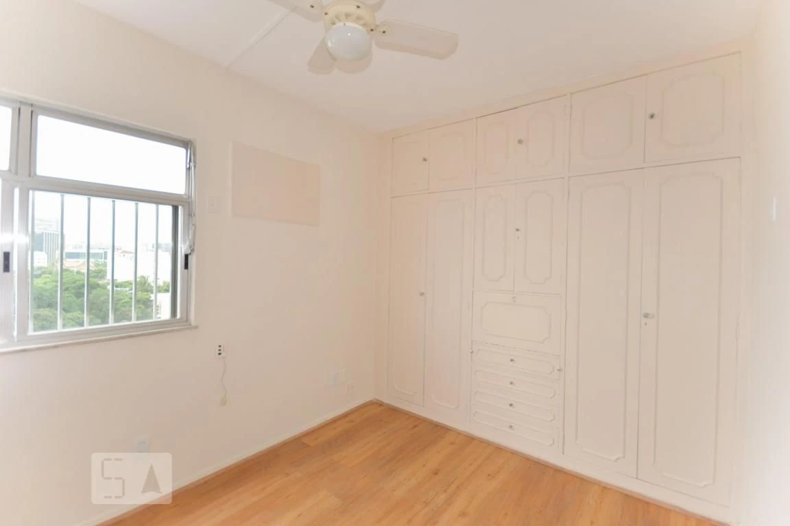 3-bedroom apartment with a mountain view — photo 13