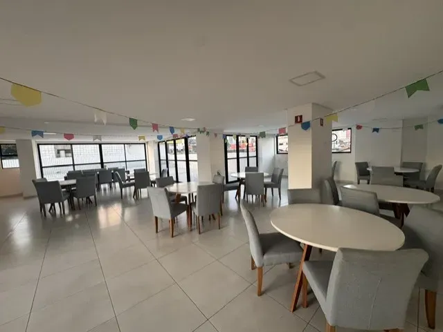 Apartment, 40 m², with floor-to-ceiling windows — photo 9