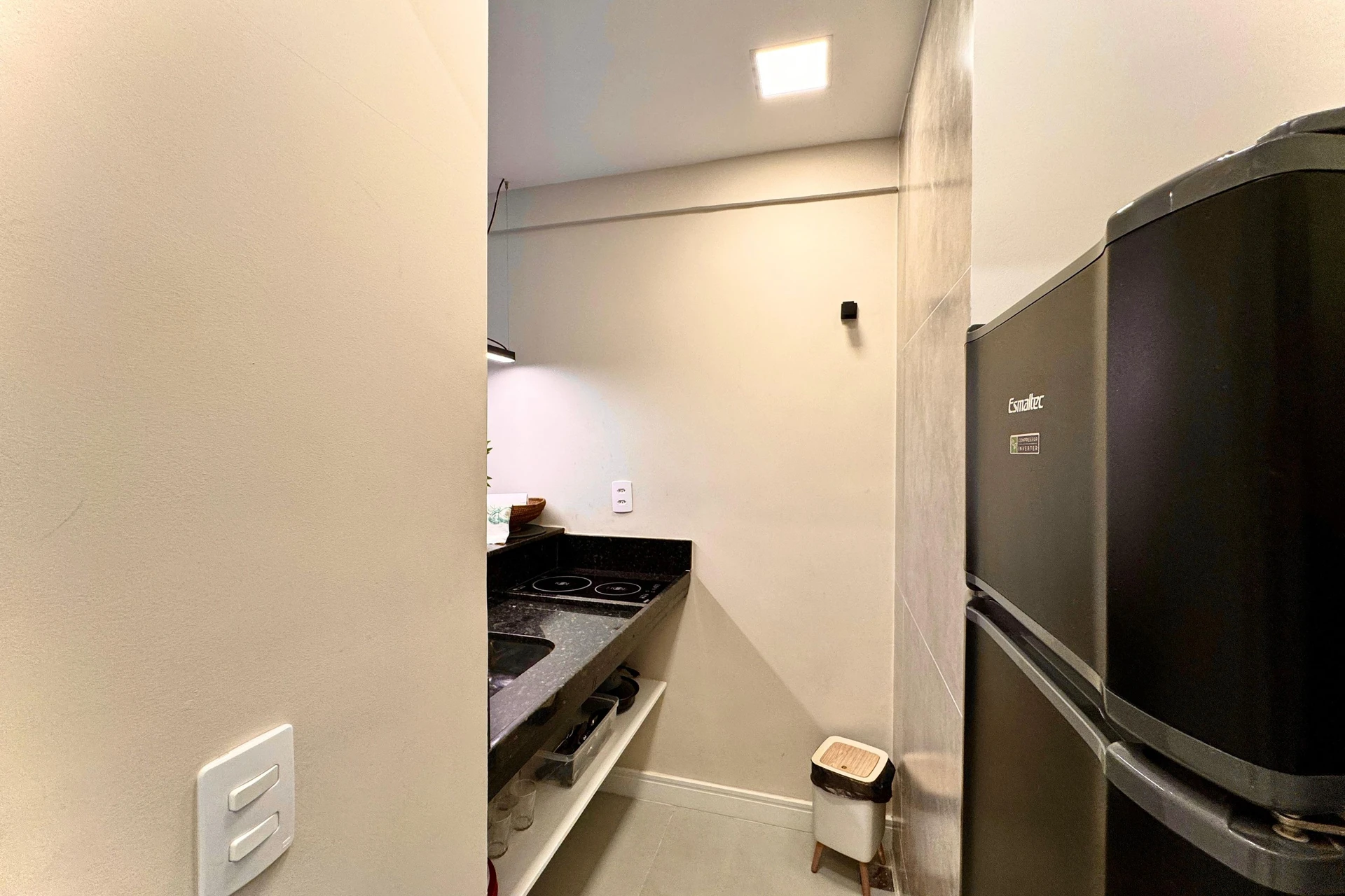 1 quarto e janelas do piso ao teto: apartamento de 30 m² — photo 6