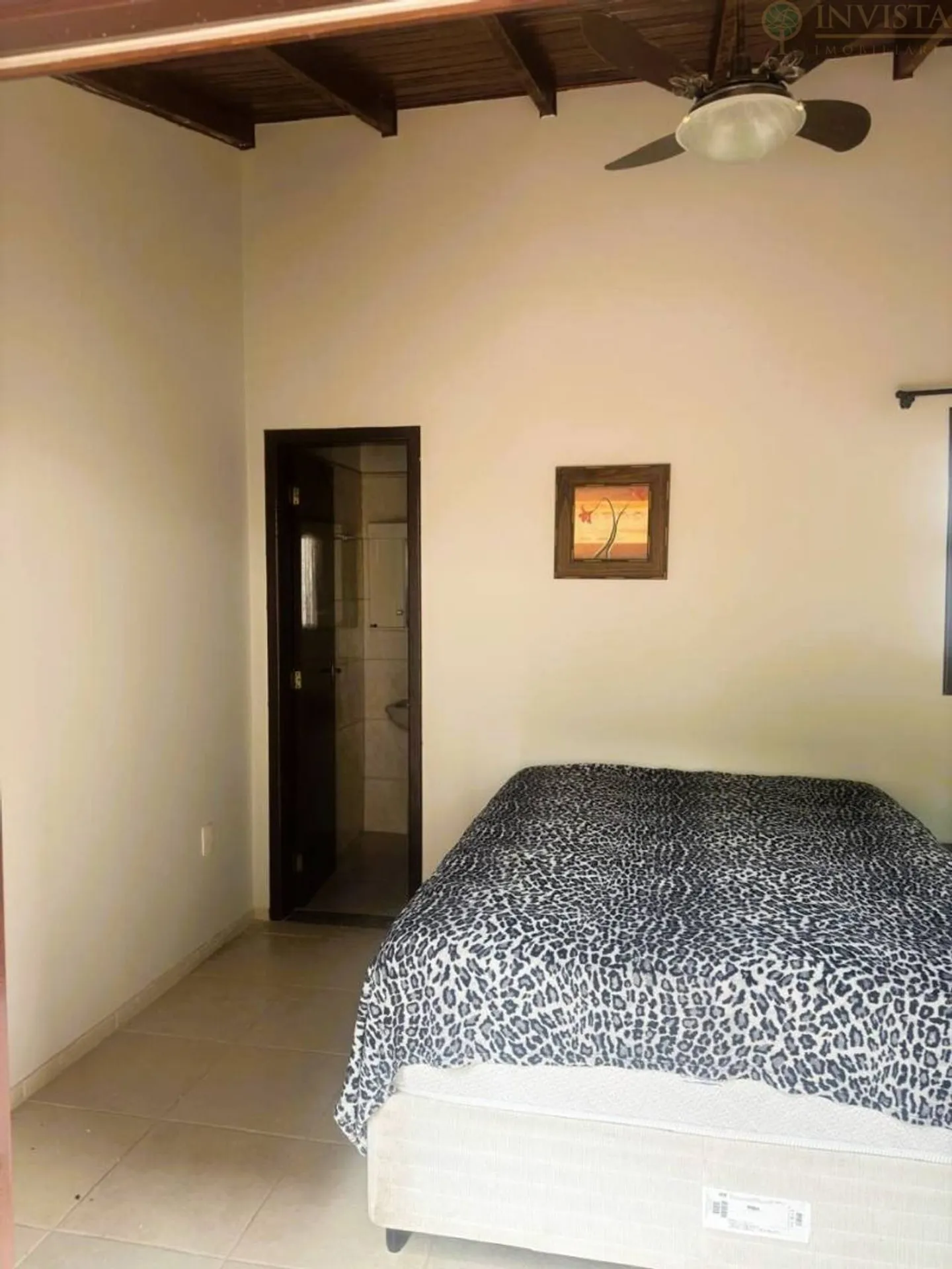 4-bedroom house with a grill on the balcony in Florianópolis — photo 17