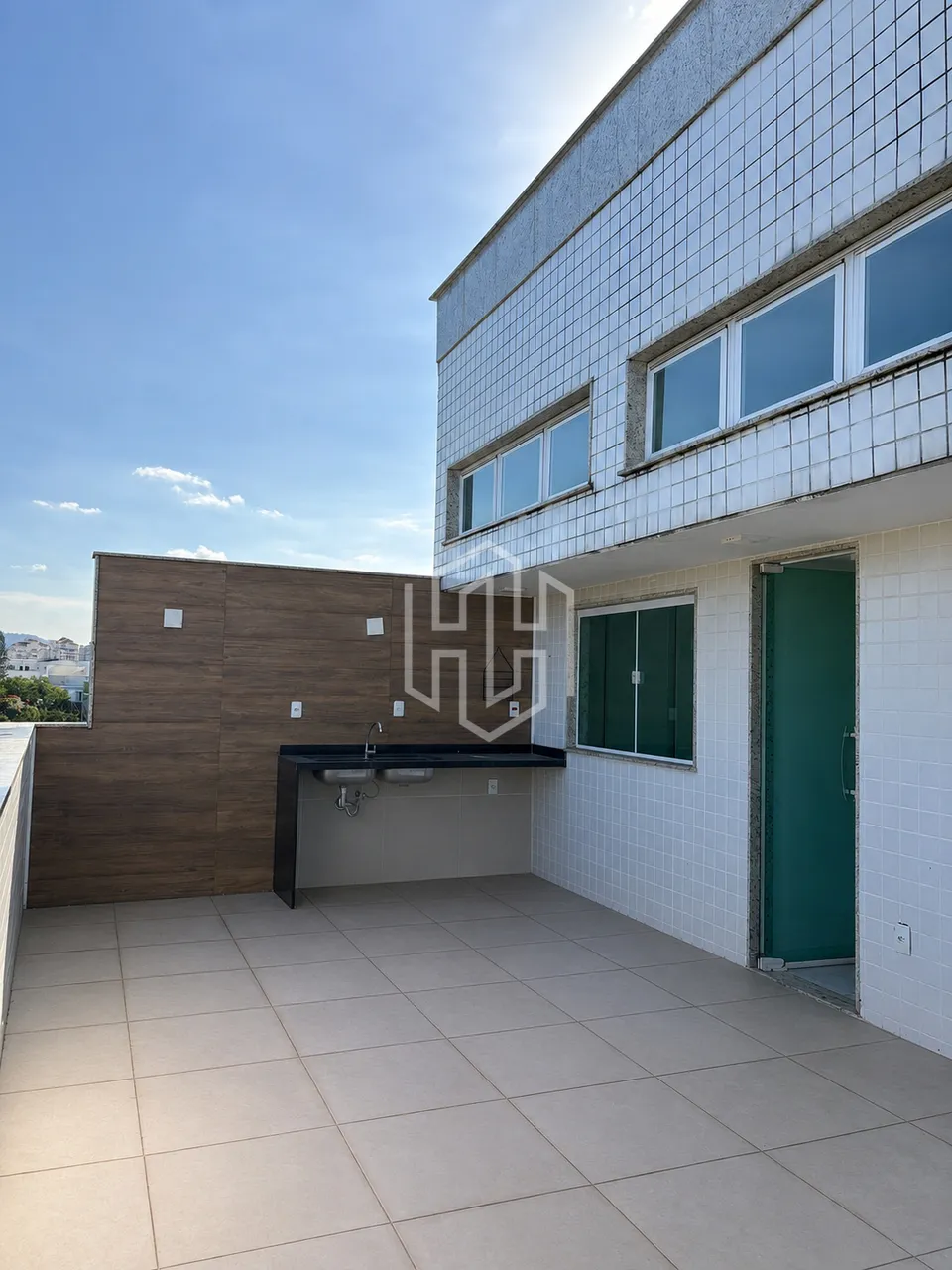 Apartamento sem mobília com 3 dormitórios e cozinha americana — photo 10