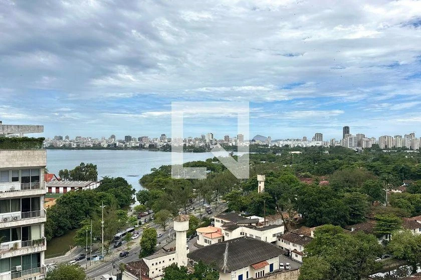 Вид на воду та 3 спальні: квартира 130 м² — photo 4