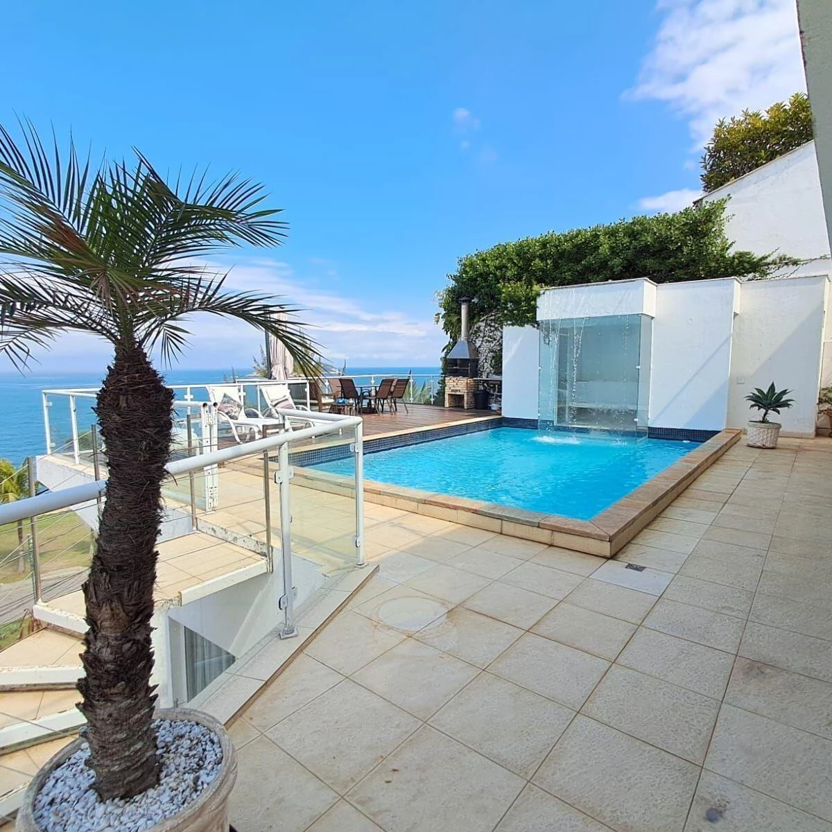 Furnished 4-bedroom house with 1450 m² and 4 parking — photo 2