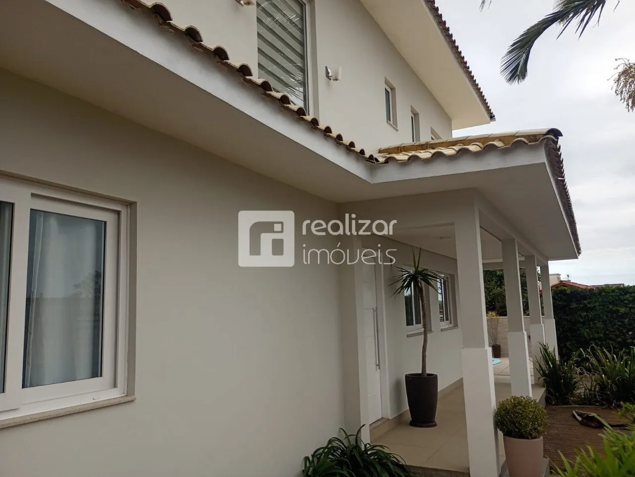 200 m² house with a private pool and a dishwasher — photo 62