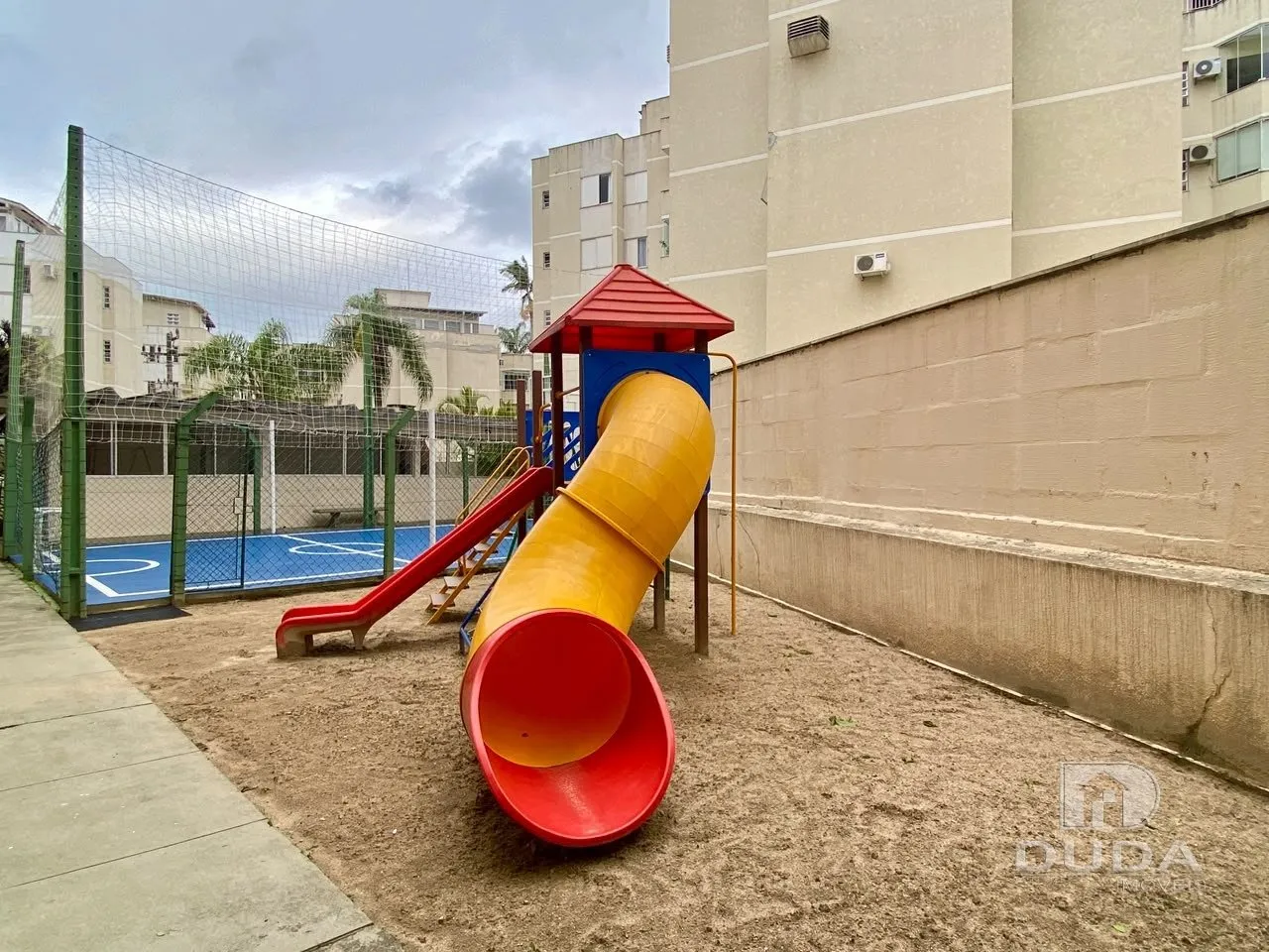3-bedroom apartment, 1 with its own bathroom, 103 m² — photo 27