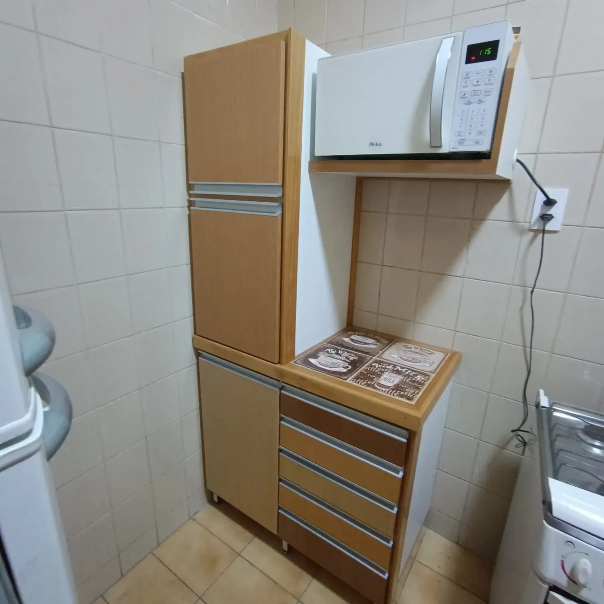 Furnished apartment, 40 m², with a glass-enclosed balcony — photo 3