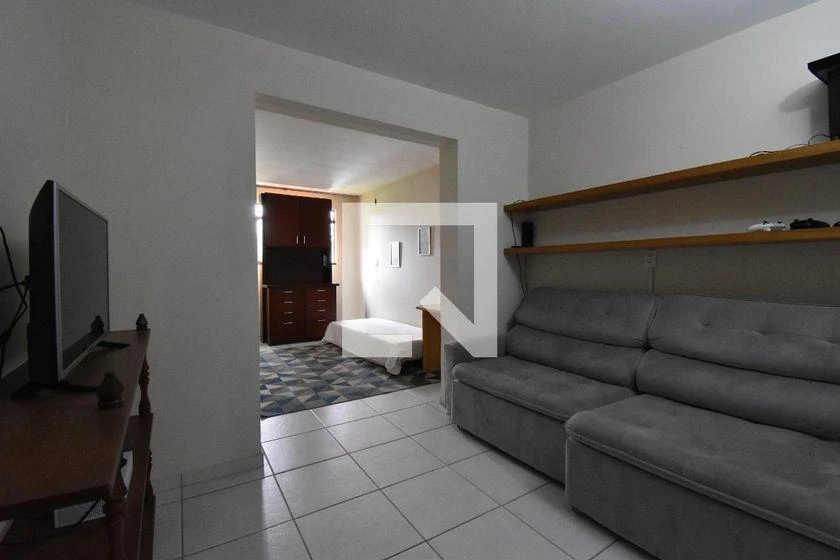 6-bedroom house with a washing machine in Curitiba — photo 20