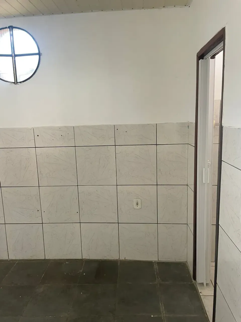 Casa de 30 m² com 1 quarto e vaga — photo 2