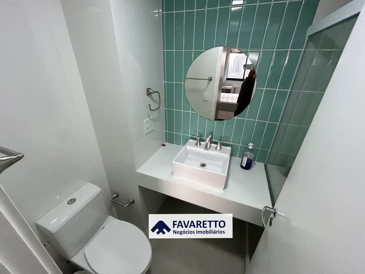 Apartamento mobiliado com 3 quartos e 3 banheiros — photo 10