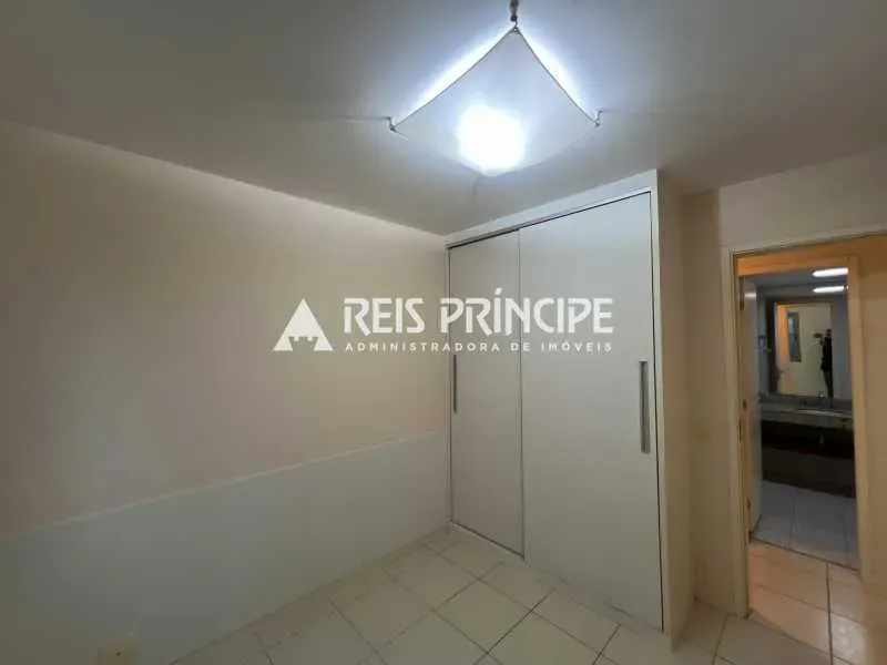2-bedroom apartment with 1 en-suite and balcony — photo 16