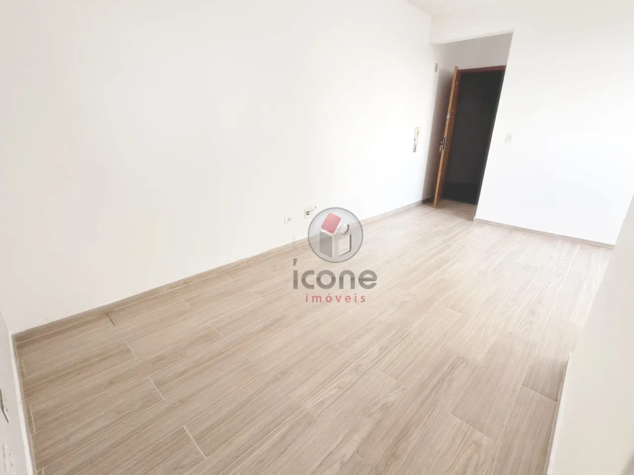 3-bedroom apartment with shared BBQ area — photo 5