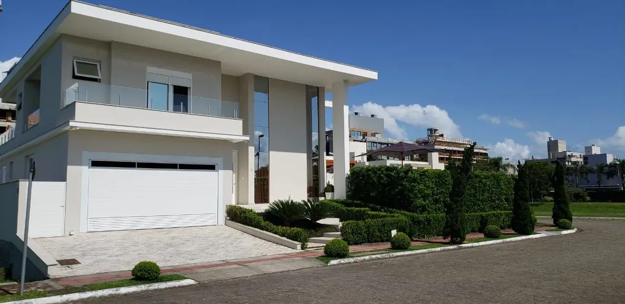 Casa amueblada con 5 suites y 700 m² — photo 14