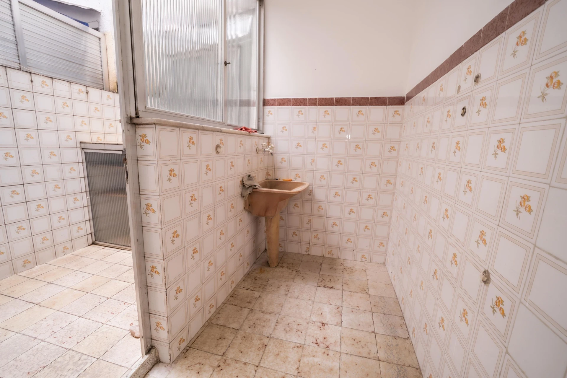 Невринированная квартира с 2 спальнями и зоной стирки — photo 15