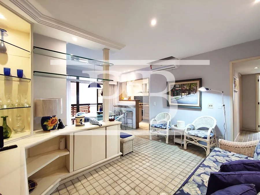 Furnished apartment with 2 bedrooms and an open-plan kitchen — photo 3