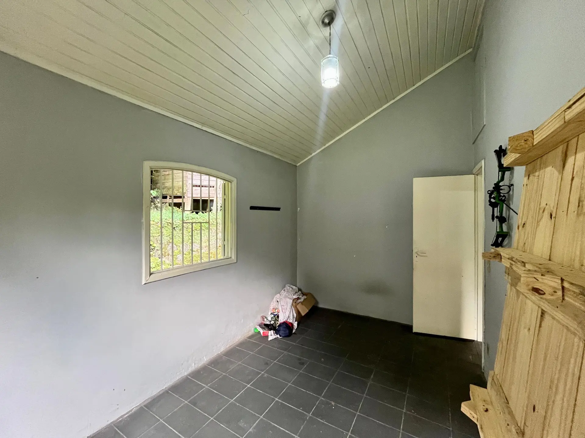 6-bedroom house with a washing machine — photo 42