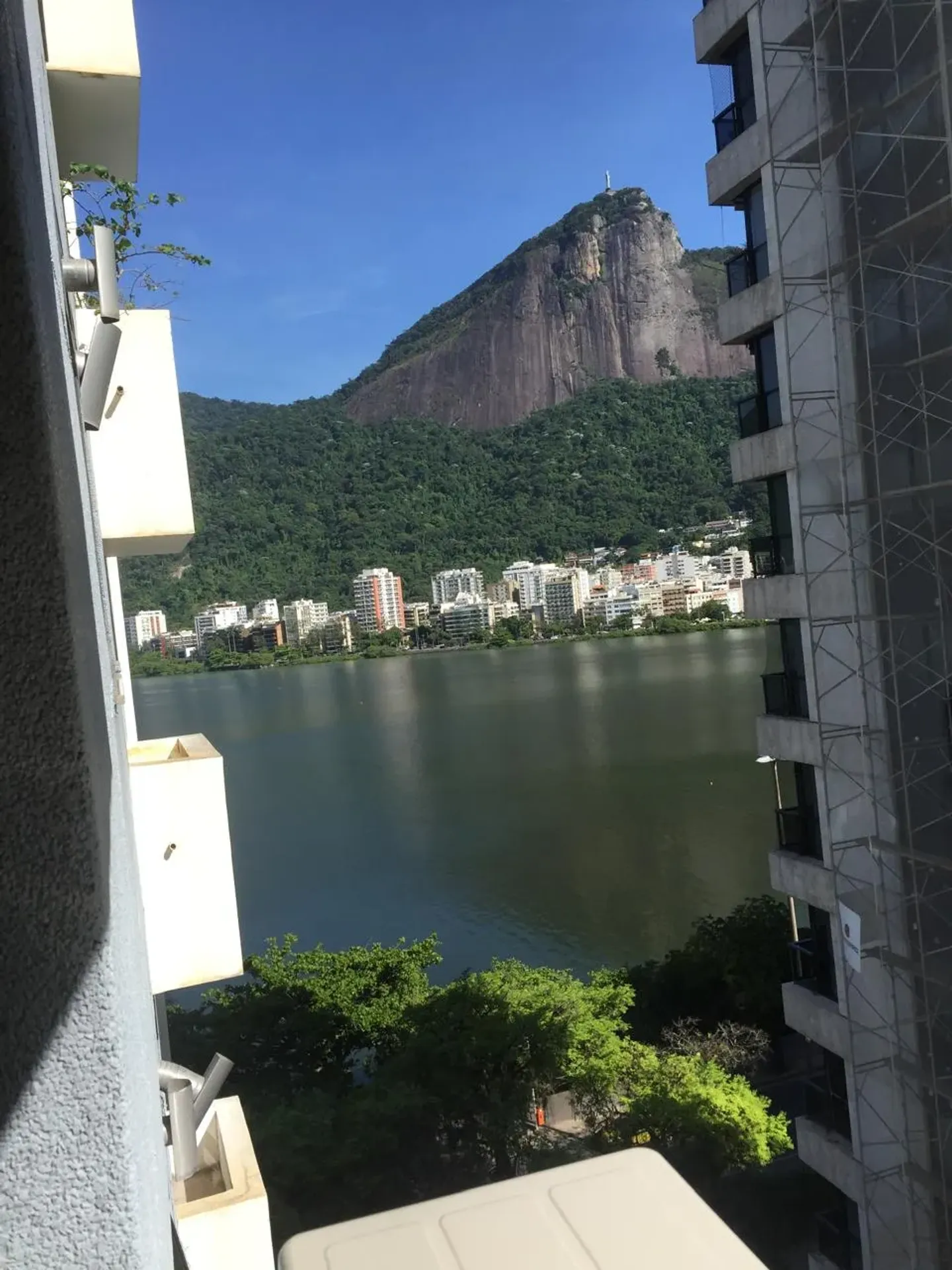 2-bedroom apartment with a park view — photo 11