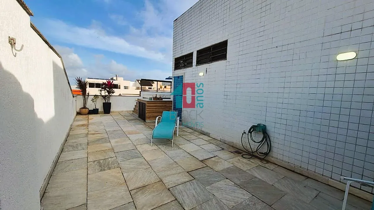Cobertura duplex de 309 m² com churrasqueira privativa — photo 31