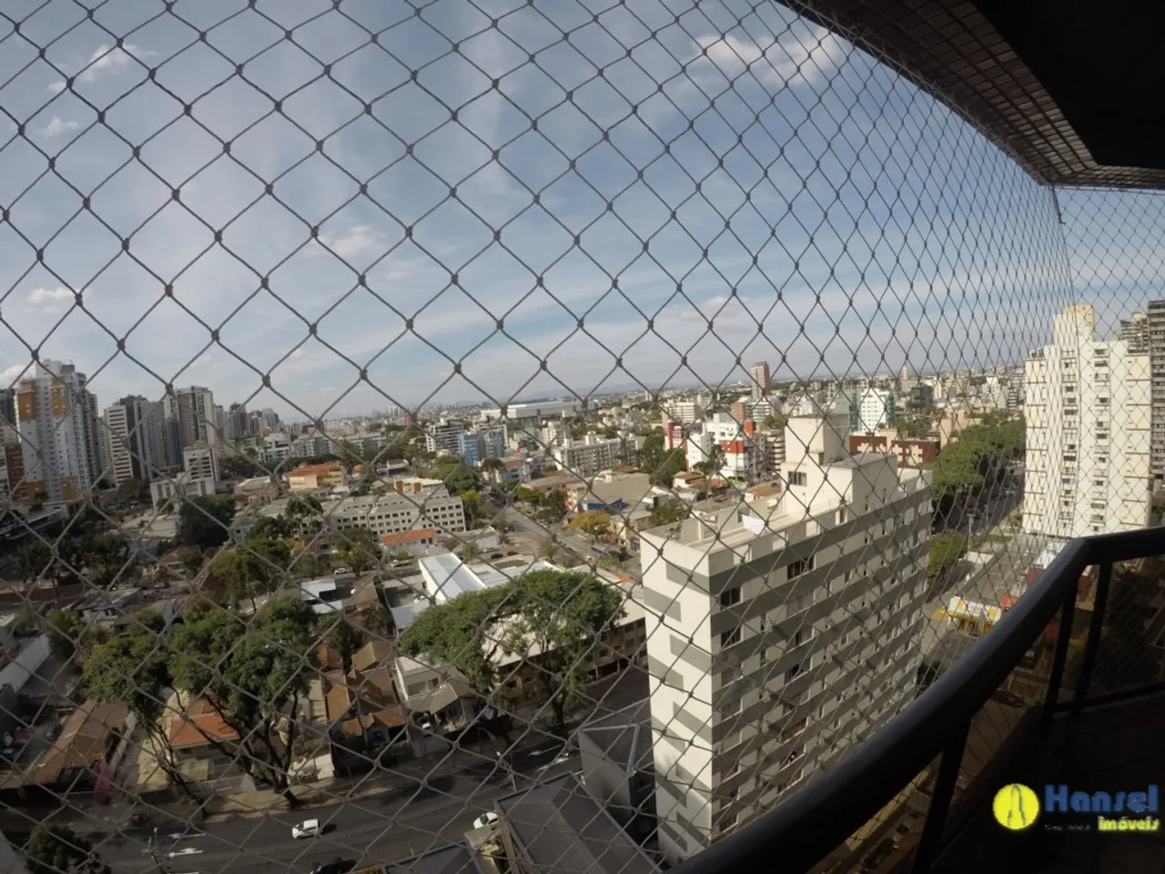 Apartamento de 3 quartos com cozinha a gás e varanda fechada — photo 18