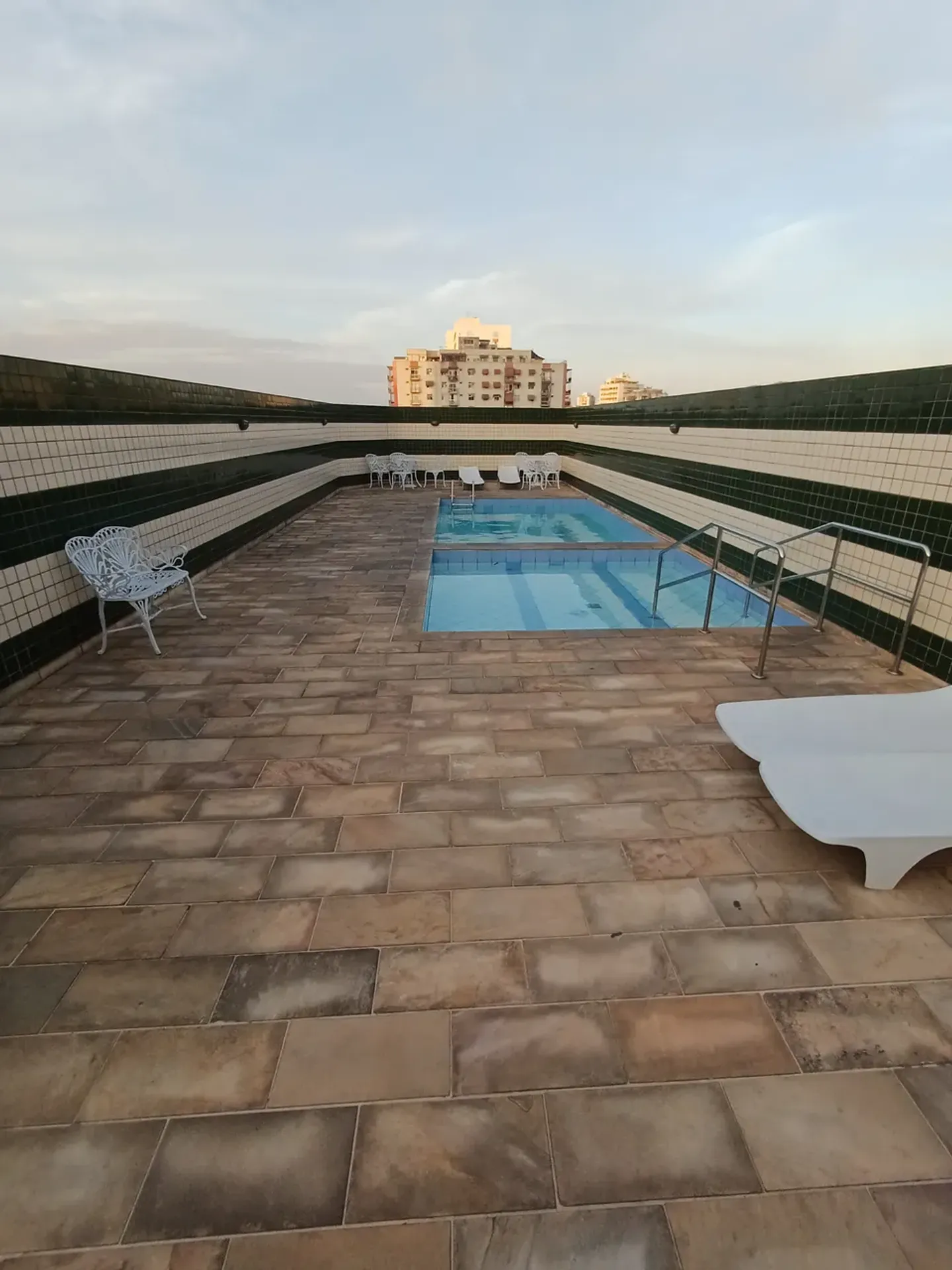 3-bedroom apartment with 3 bathrooms and 2 parking spots — photo 18