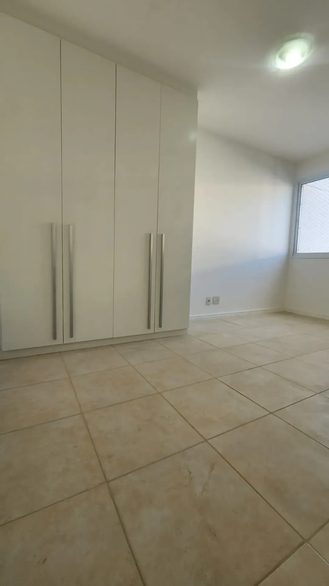 2-bedroom apartment with a private garden and 1 parking spot — photo 5