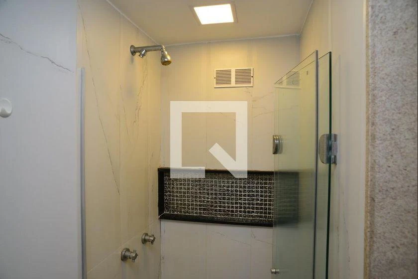 Квартира з 3 спальнями та заскленим балконом — photo 35