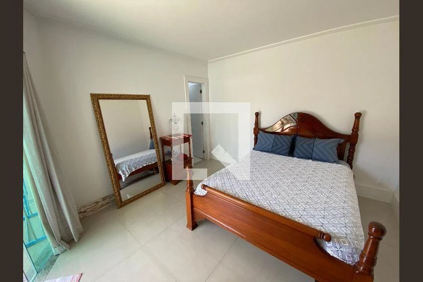 Unfurnished 4-bedroom house with 1000 m² and parking — photo 34