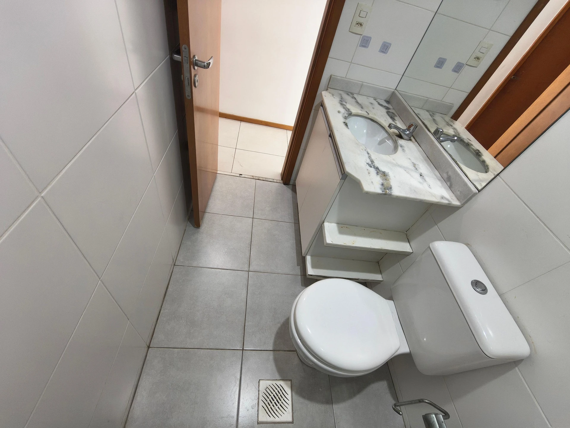 3-bedroom apartment in a building with a sauna — photo 57