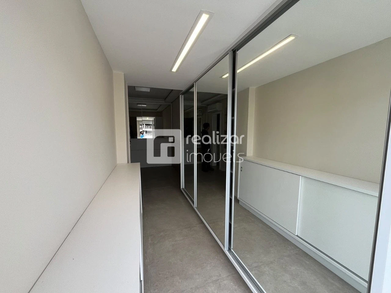 3-bedroom apartment with floor-to-ceiling windows — photo 18