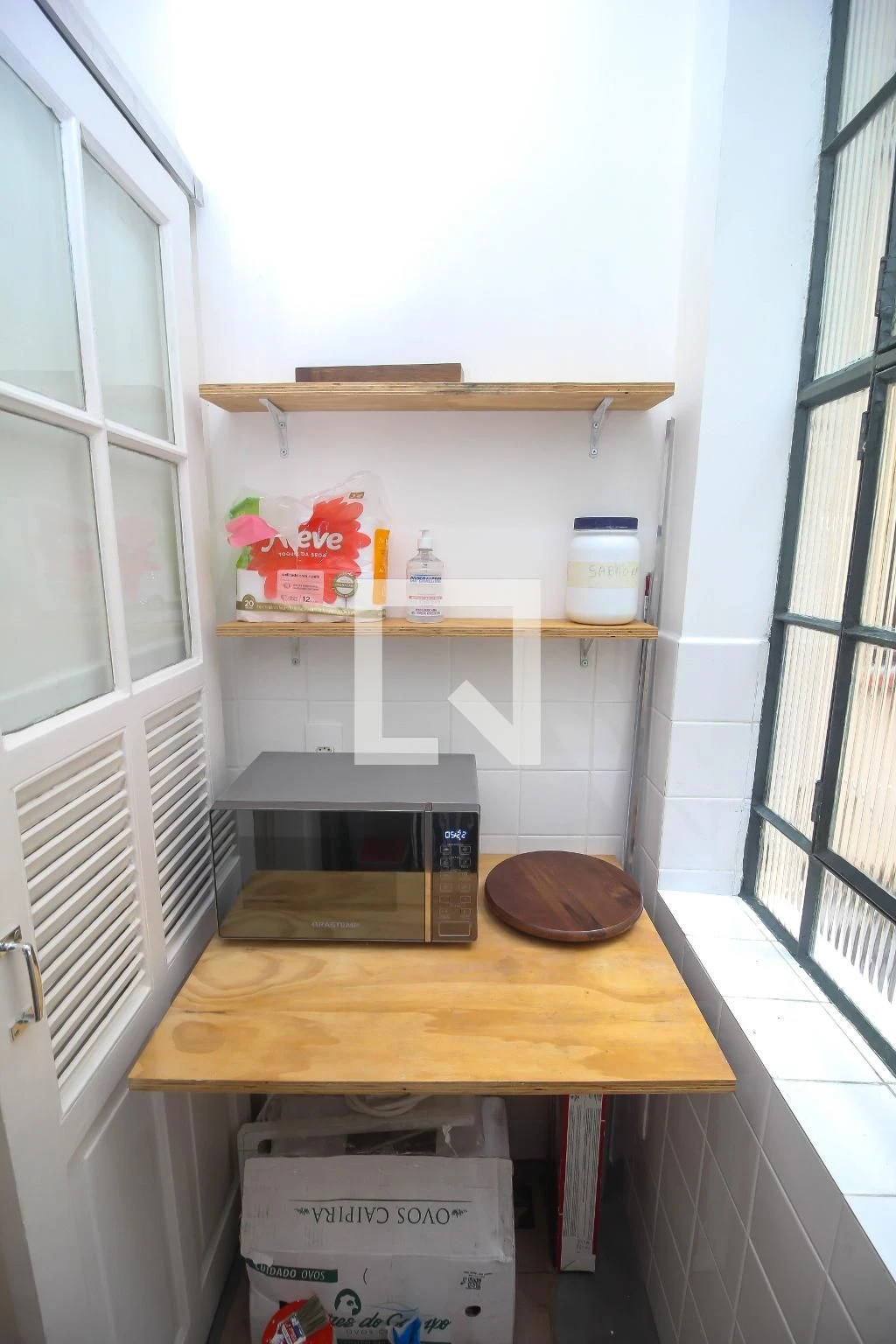 Furnished apartment with an open gas kitchen — photo 25