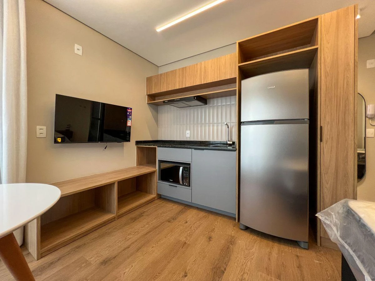 Studio mobiliado de 40 m² com cooktop compacto — photo 3