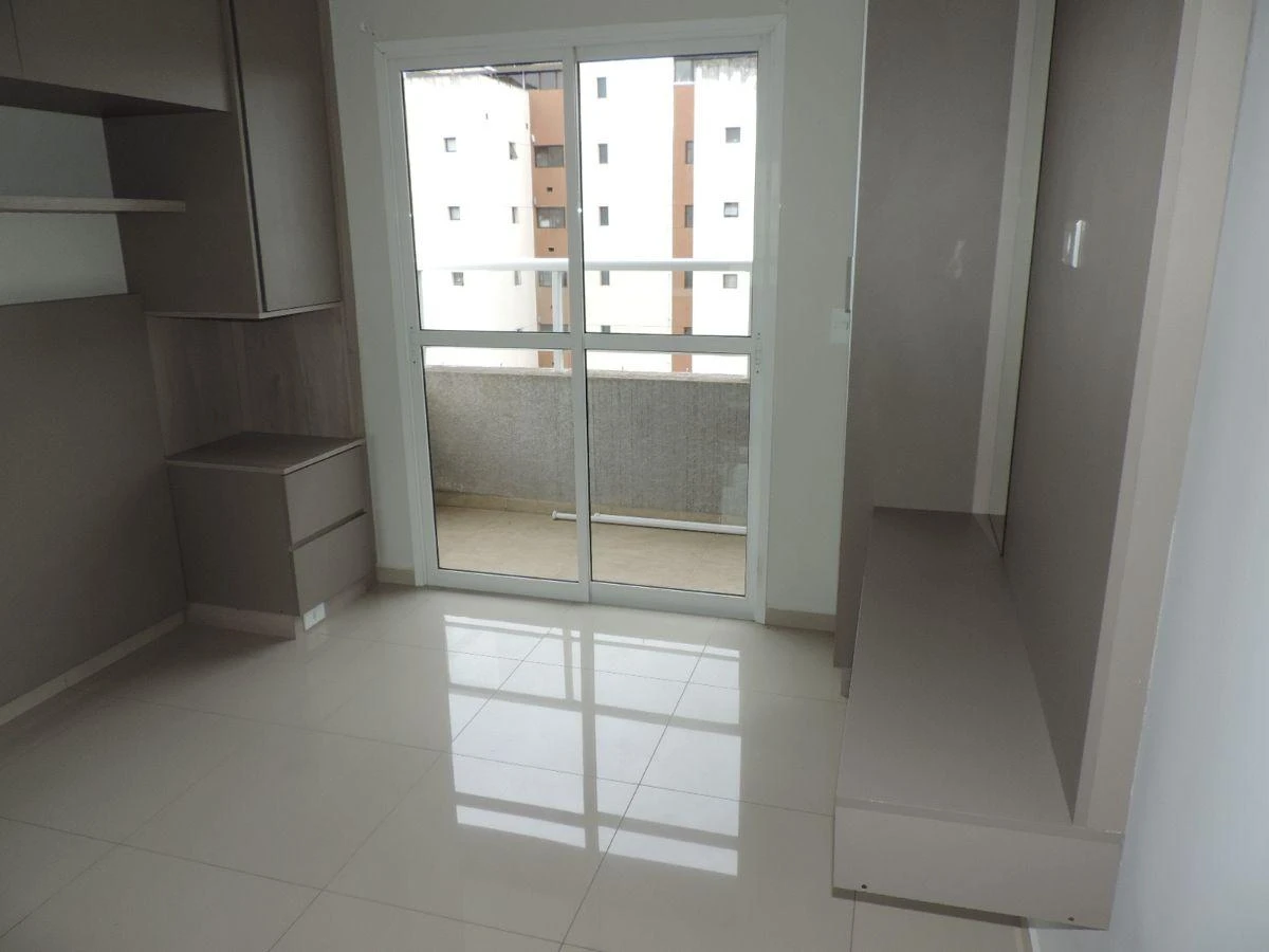 Glass-enclosed balcony in a 2-bedroom apartment, 70 m² — photo 13