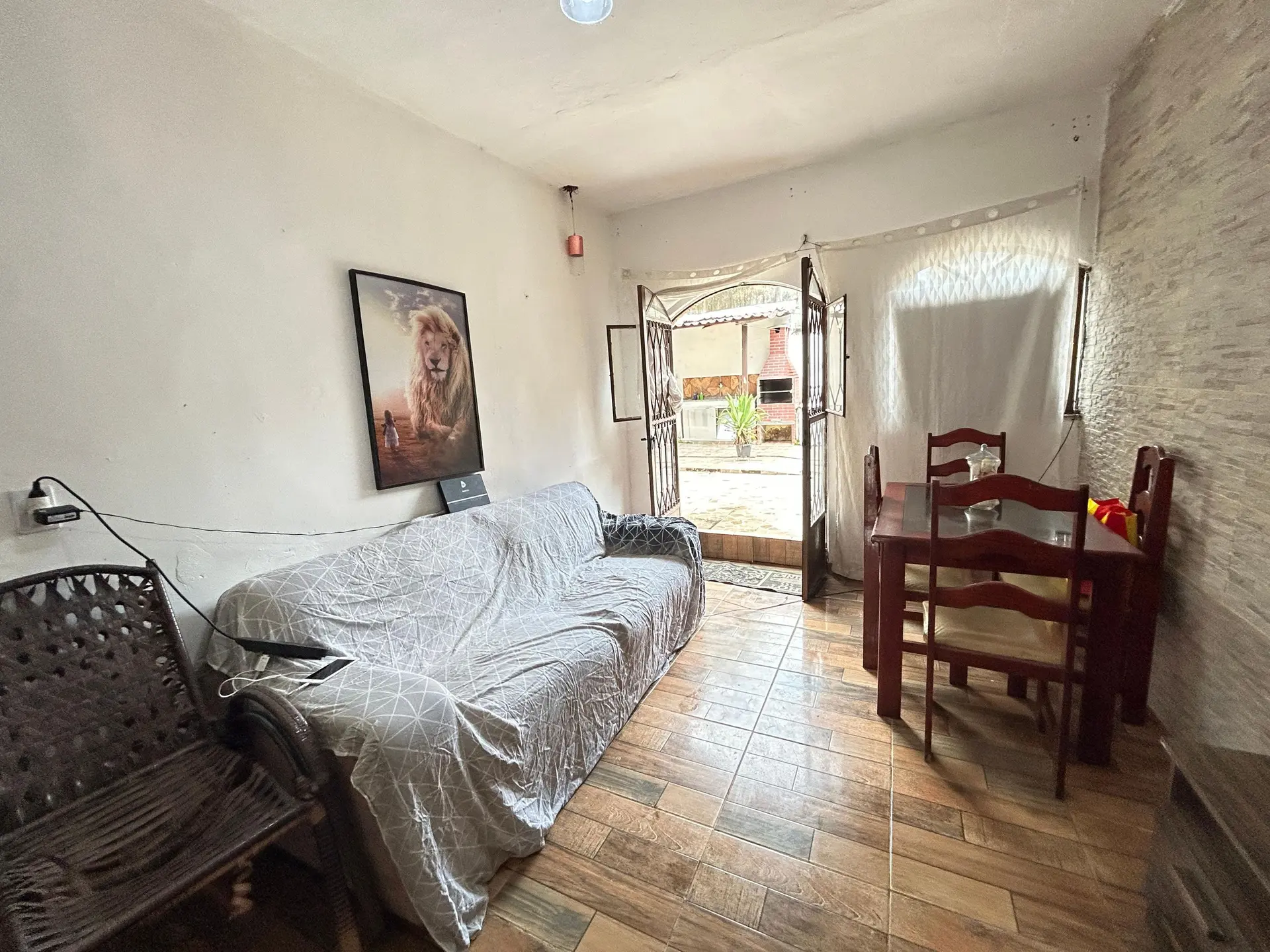 House for rent with 2 bedrooms, balcony and yard — photo 10