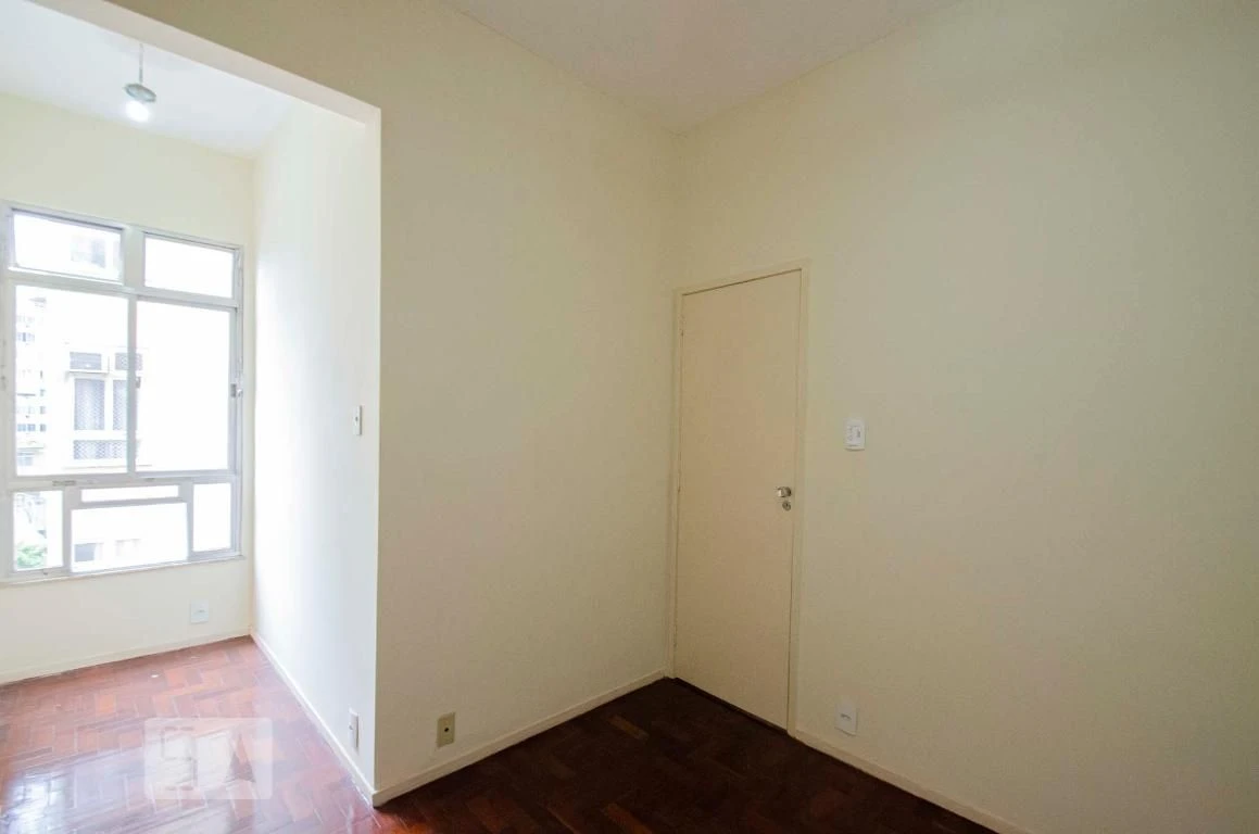 Apartamento com piso de madeira ou laminado, Grajaú — photo 11