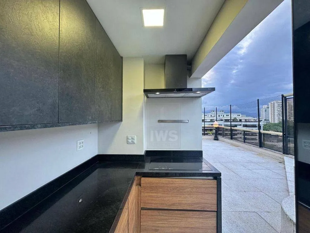 Furnished duplex penthouse with enclosed balcony — photo 43