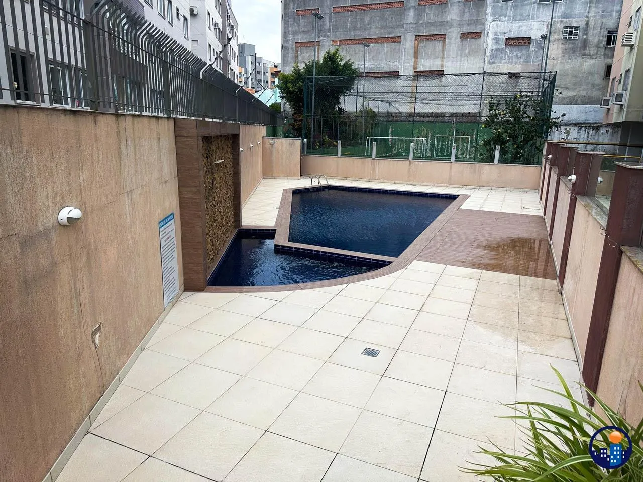 3-bedroom apartment with a washing machine in Florianópolis — photo 19