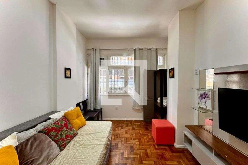 Furnished 24 m² studio with 1 bedroom and 1 bathroom — photo 8