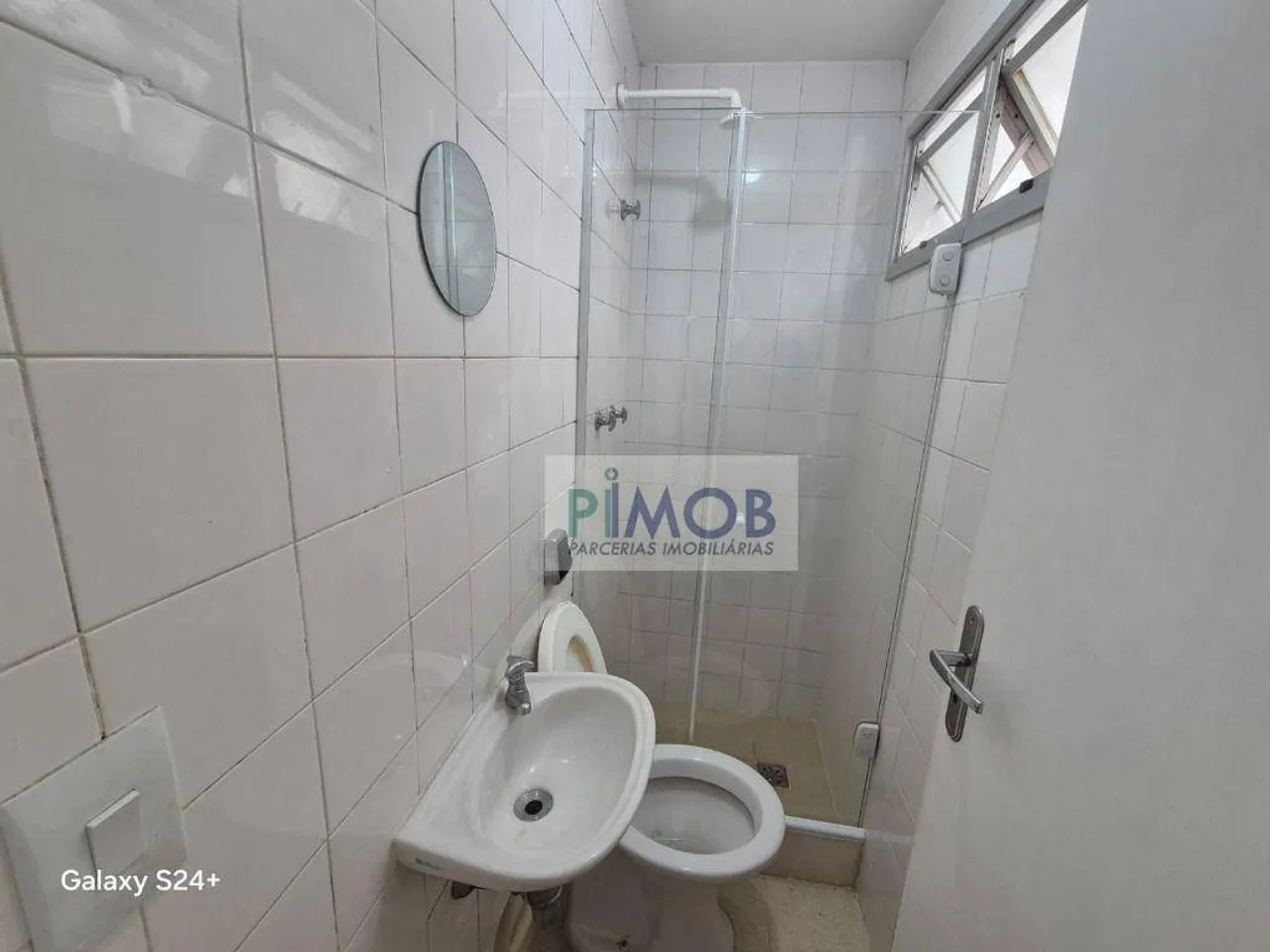 Apartamento de 2 quartos e 104 m² com área de lavanderia — photo 17
