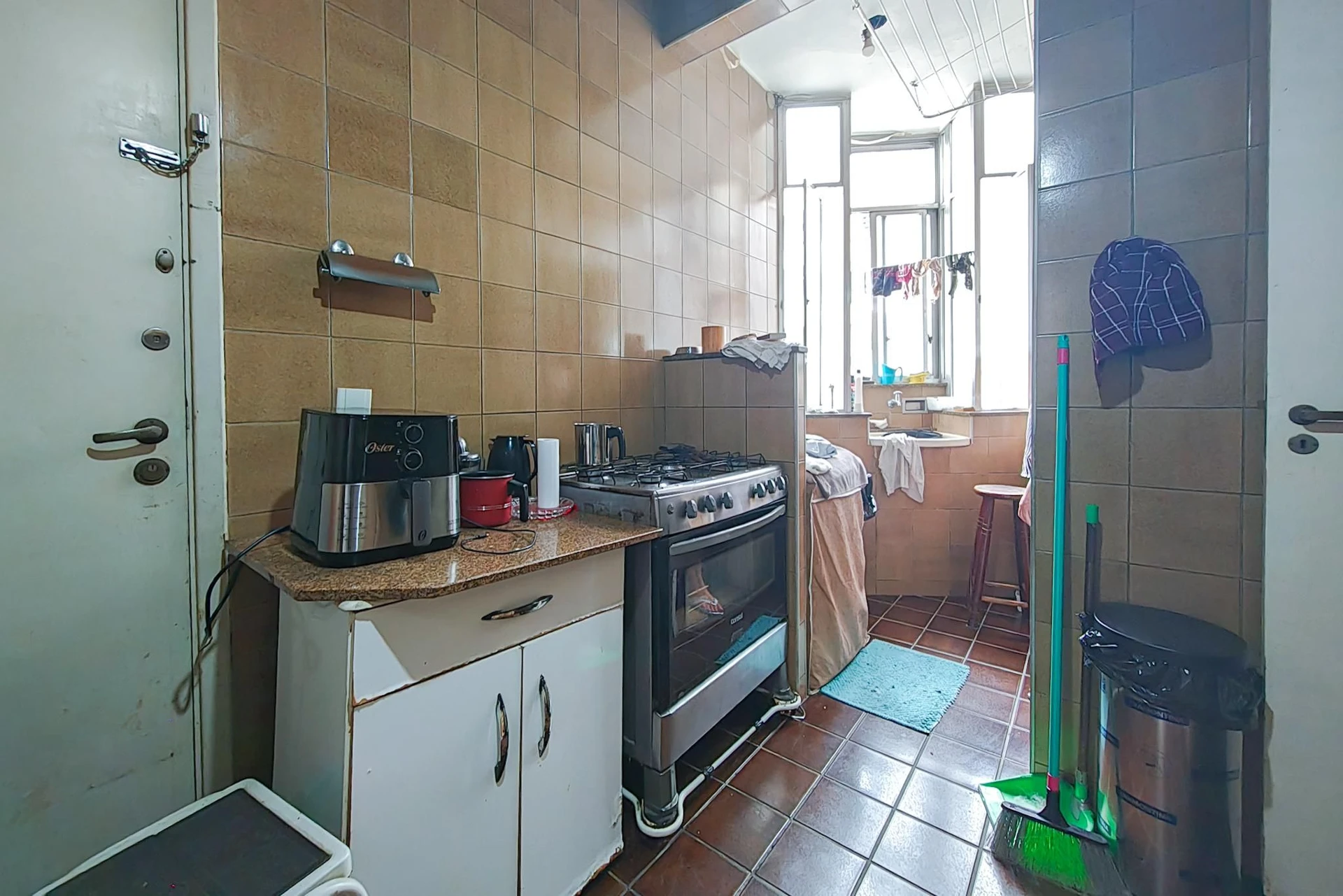 Furnished 2-bedroom apartment with a gas kitchen — photo 5