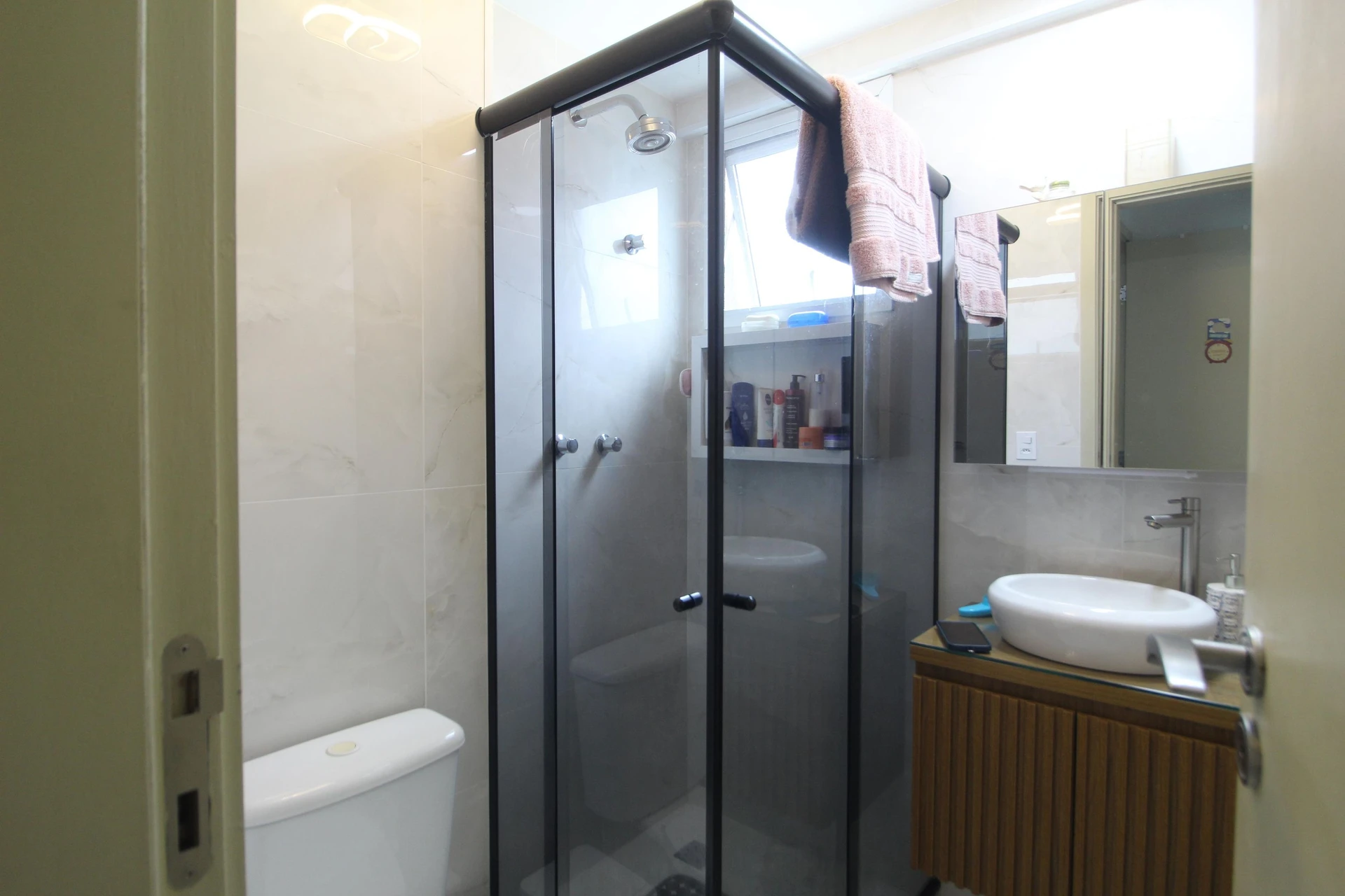 Mountain view in a 3-bedroom apartment, 90 m² — photo 38