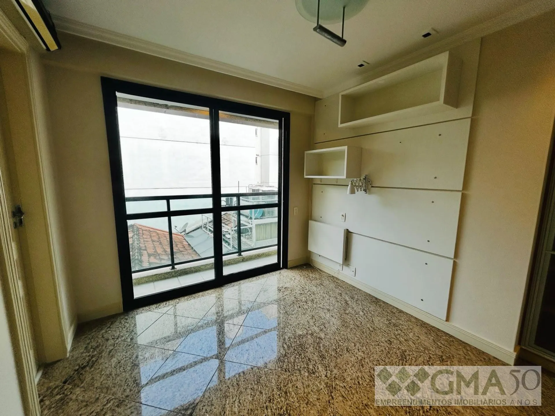 Apartment, 175 m², with a glass-enclosed balcony — photo 10