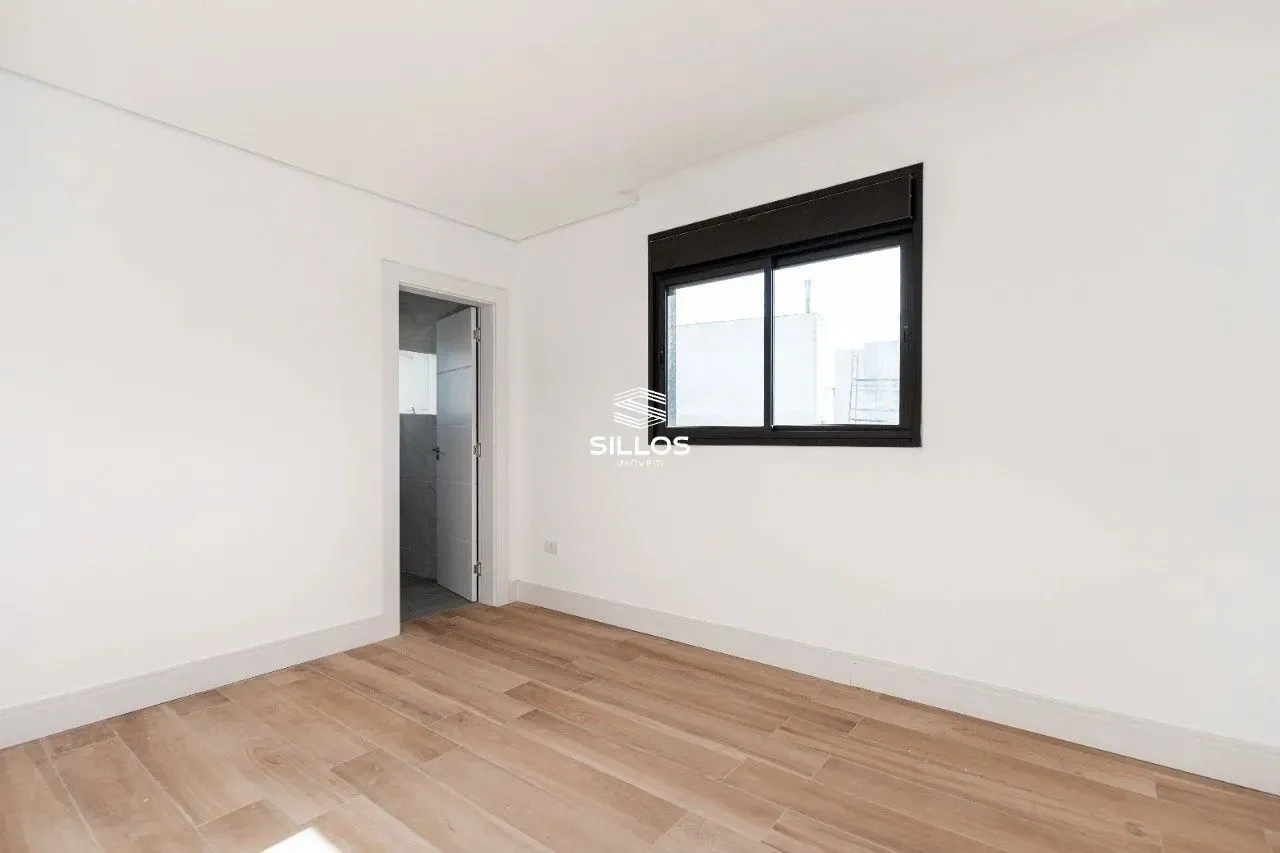 House with 3 en-suite bedrooms and 4 bathrooms — photo 14